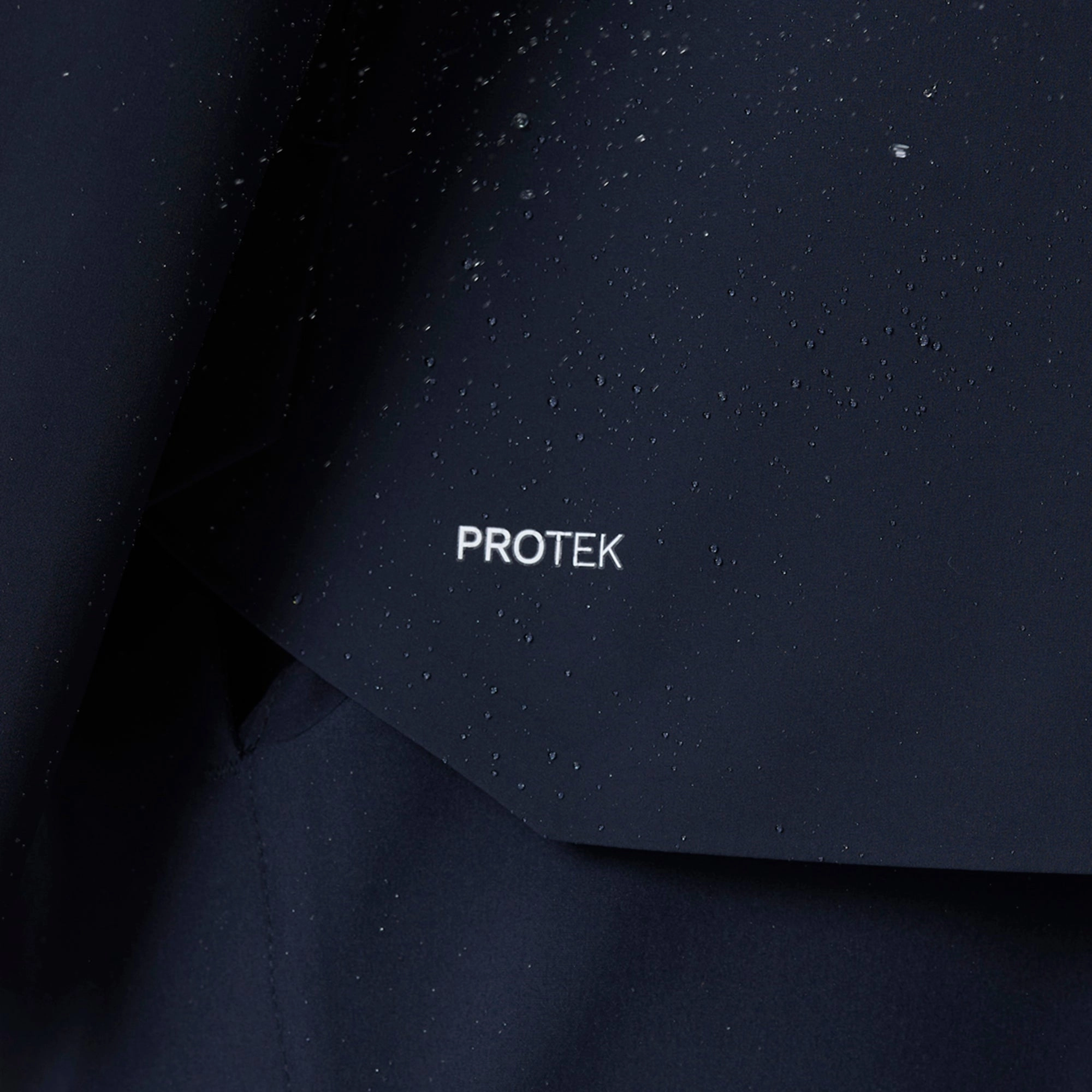 Castore Golf Pinnacle Woven Jacket
