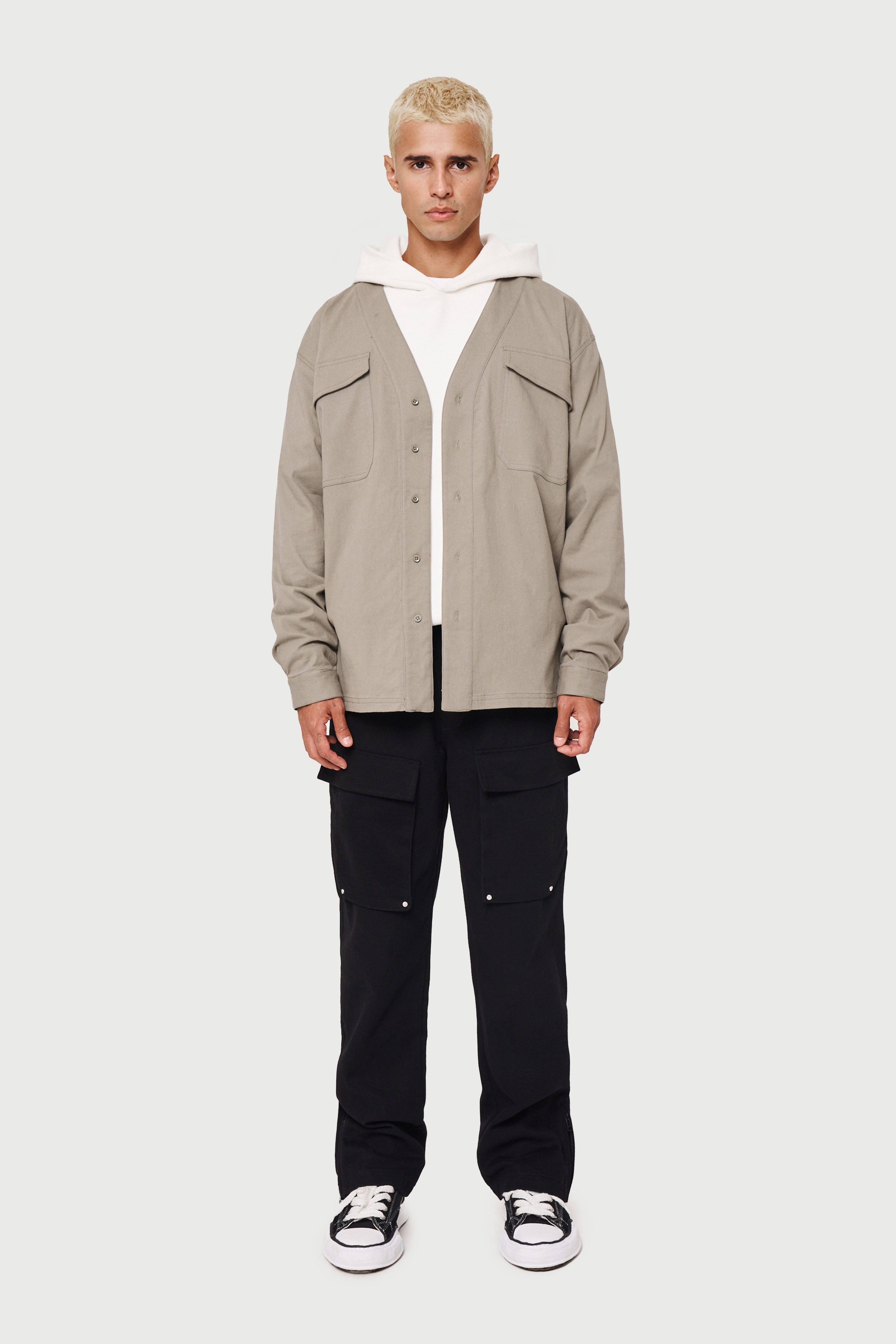 COLLARLESS STITCH DETAIL SHIRT - KHAKI