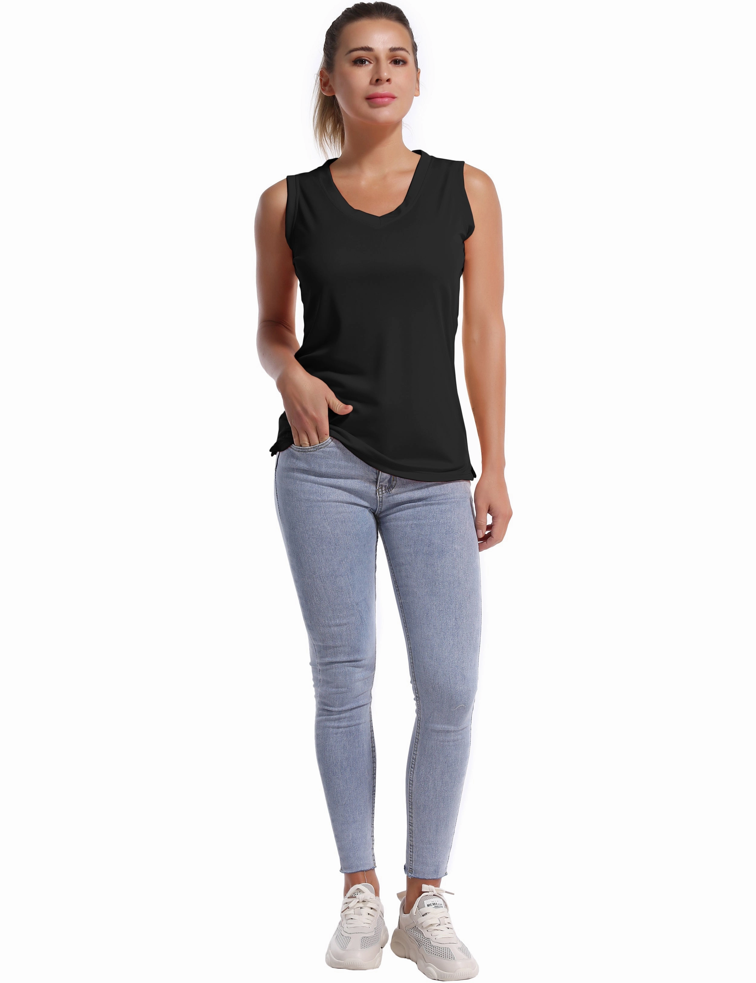 V Neck Sleeveless Athletic Shirts black_Plus Size