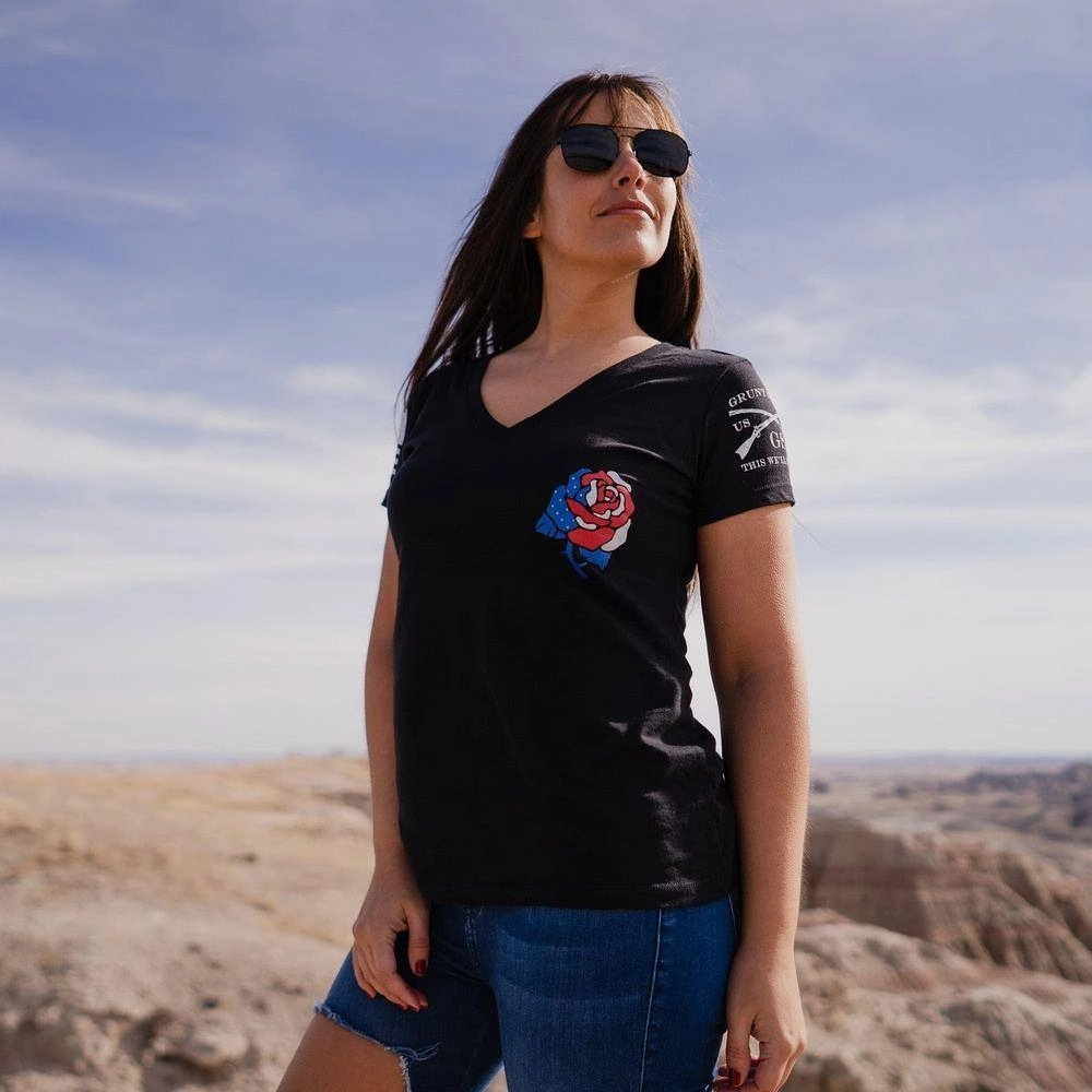 Women's Freedom Rose V-Neck - Black